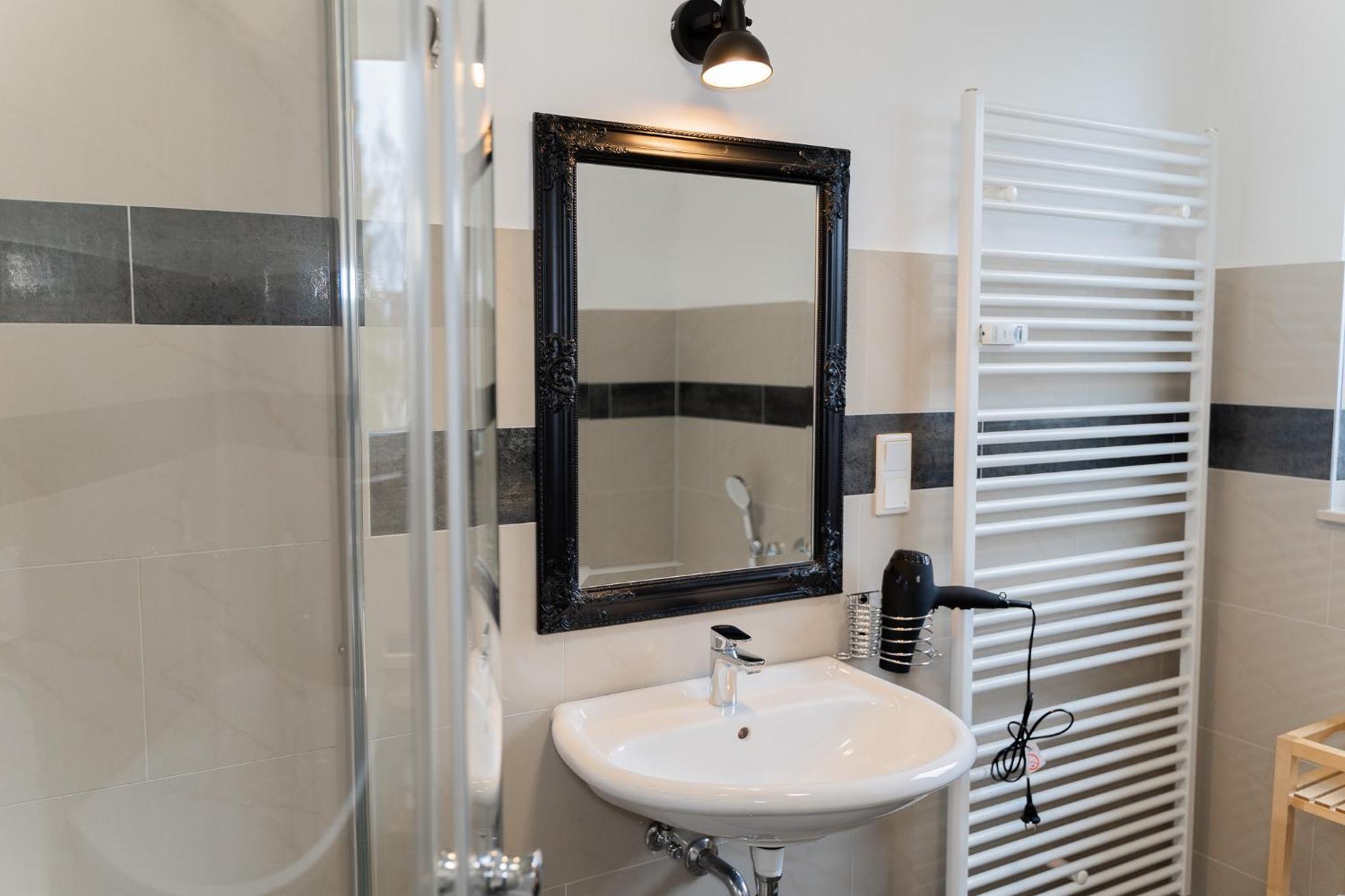 Moderne Apartments City Stadtnah -Junik Apartments دوسبرغ الغرفة الصورة